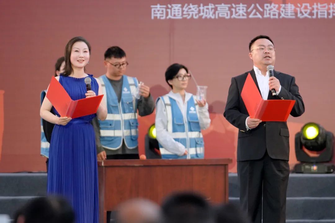 时代征程 奋斗当歌 | 五一劳动节，向每一位平凡的英雄致敬