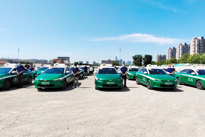 点对点服务 | 天博体育在线登录官网入口优行出租“爱心送考”温暖起航